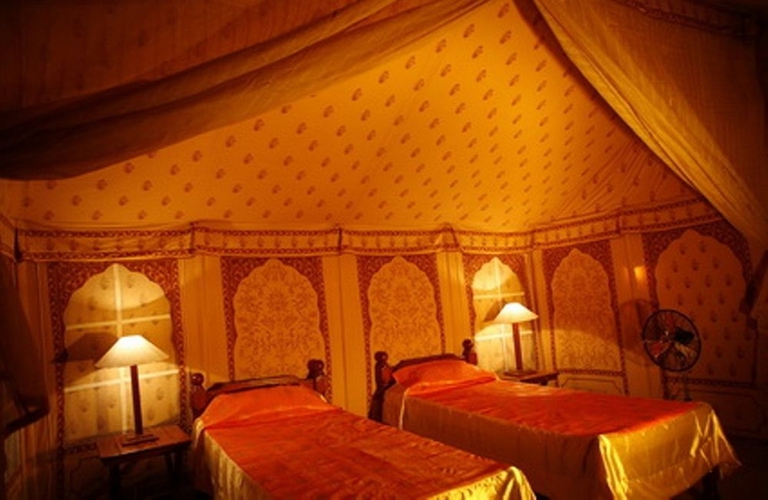 Imagen de los exteriores del Hotel Fort Khejarla, Jodhpur. Foto 2
