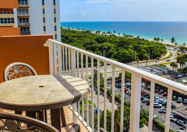 Imagen de los exteriores del Hotel Fort Lauderdale Beach Resort By Vri Americas. Foto 4