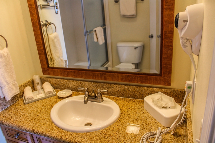 Imagen de la habitación del Hotel Fort Lauderdale Beach Resort By Vri Americas. Foto 3