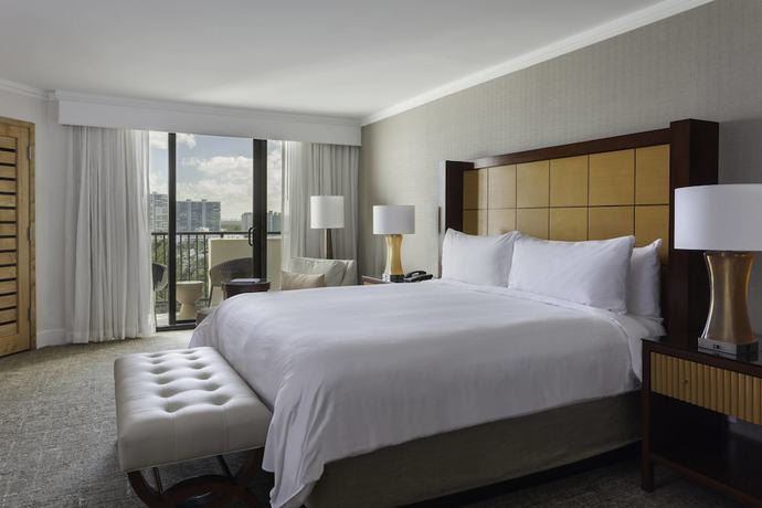 Imagen de la habitación del Hotel Fort Lauderdale Marriott Harbor Beach Resort and Spa. Foto 12
