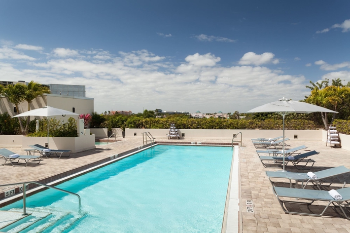 Imagen de la piscina del Hotel Fort Lauderdale Marriott North. Foto 10