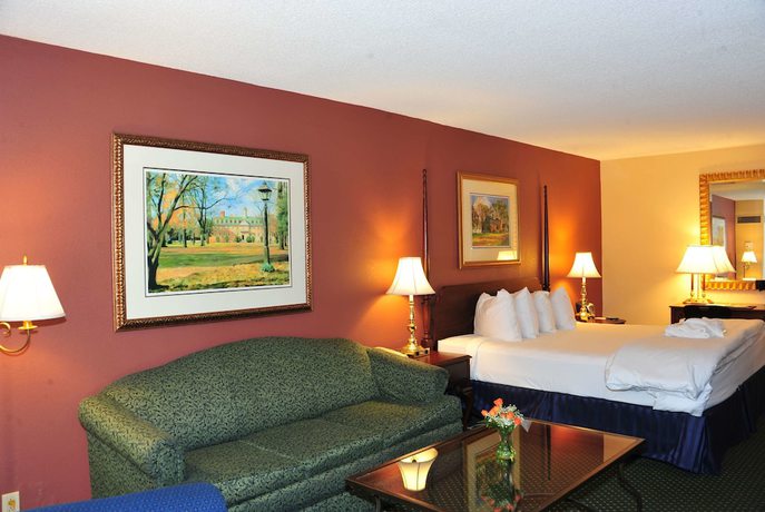 Imagen de la habitación del Hotel Fort Magruder Historic Williamsburg, Trademark By Wyndham. Foto 2