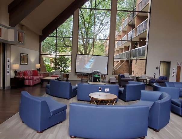 Imagen de los interiores del Hotel Fort Magruder Historic Williamsburg, Trademark By Wyndham. Foto 17