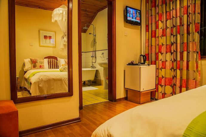 Imagen general del Hotel Fort Motel, Kabundaire. Foto 6