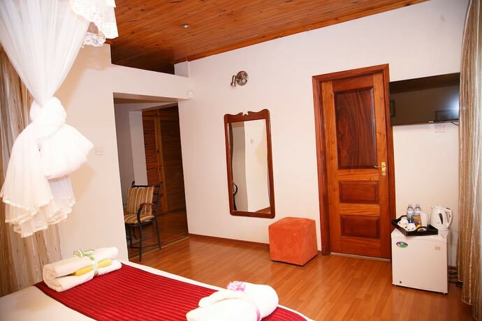 Imagen de la habitación del Hotel Fort Motel, Kabundaire. Foto 20