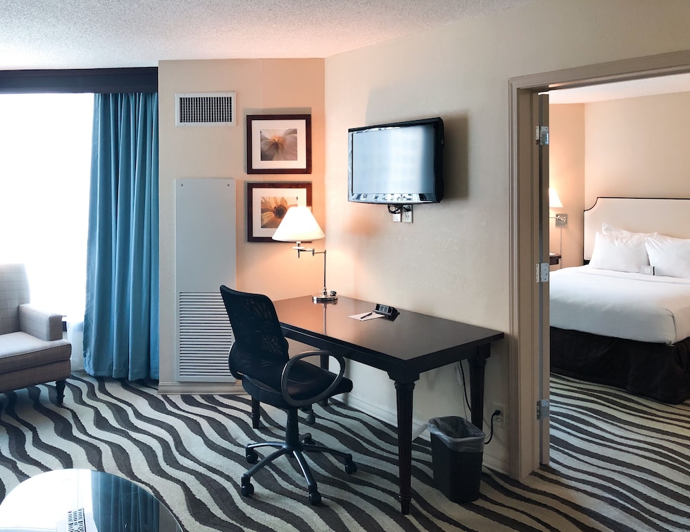 Imagen de la habitación del Hotel Fort Pontchartrain Detroit, A Wyndham. Foto 4