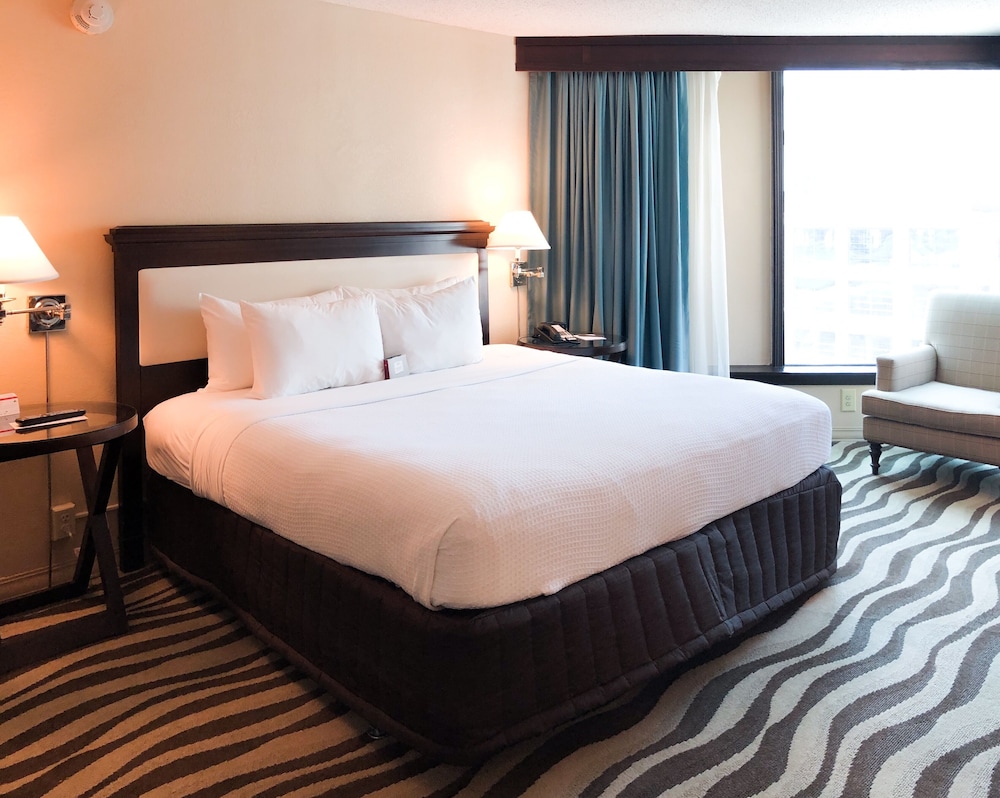 Imagen de la habitación del Hotel Fort Pontchartrain Detroit, A Wyndham. Foto 17