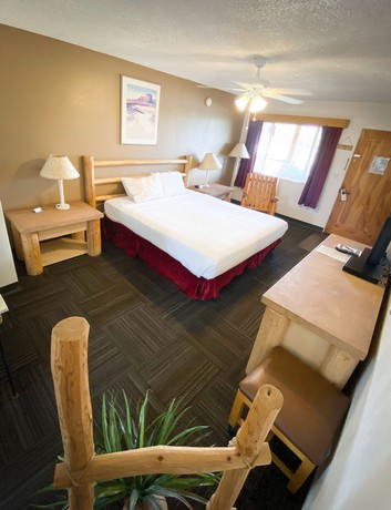 Imagen de la habitación del Hotel Fort Verde Suites Motel. Foto 8