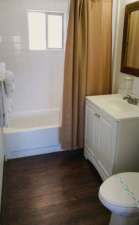 Imagen de la habitación del Hotel Fort Verde Suites Motel. Foto 11