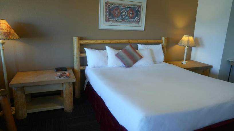 Imagen de la habitación del Hotel Fort Verde Suites Motel. Foto 14