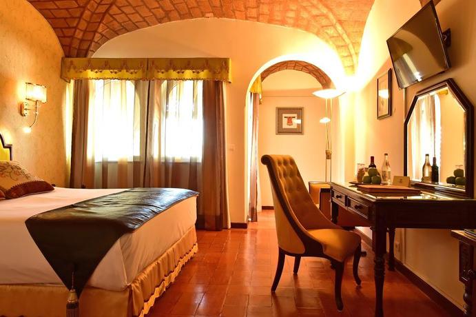 Imagen de la habitación del Hotel Fortaleza Do Guincho Relais and Châteaux. Foto 3
