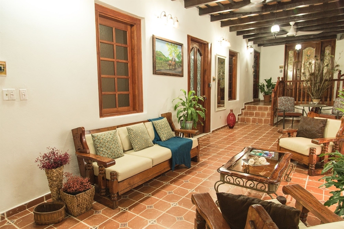 Imagen de los interiores del Hotel Fortaleza Suites. Foto 16