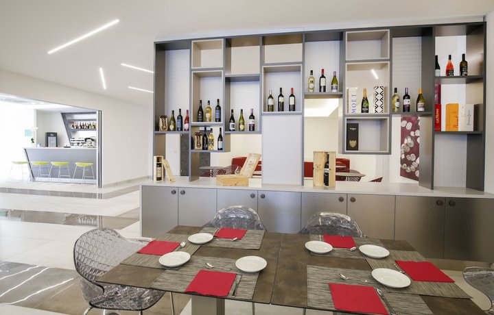 Imagen del bar/restaurante del Hotel Forte 2. Foto 5