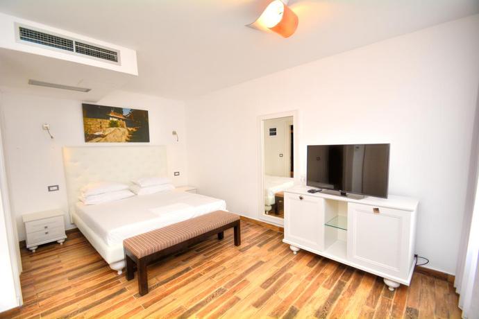 Imagen de la habitación del Hotel Forte Rose. Foto 3