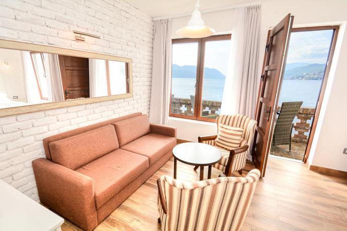 Imagen de la habitación del Hotel Forte Rose. Foto 6
