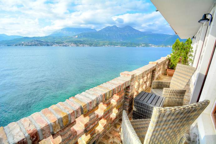 Imagen de los exteriores del Hotel Forte Rose. Foto 16