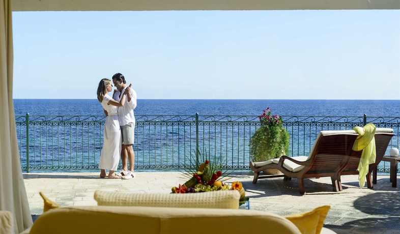 Imagen de los exteriores del Hotel Forte Village Resort - Il Borgo. Foto 10