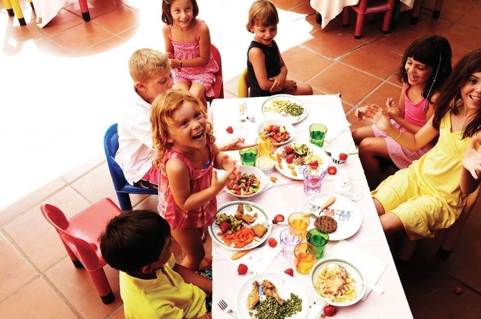 Imagen del bar/restaurante del Hotel Forte Village Resort - Il Bouganville. Foto 5