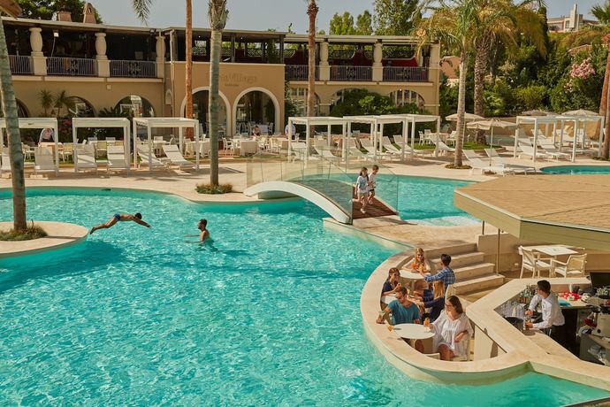 Imagen de la piscina del Hotel Forte Village Resort - Villa Del Parco and Spa. Foto 16