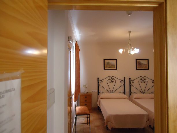 Imagen de la habitación del Hotel Fortes la Nuit S.L.. Foto 5