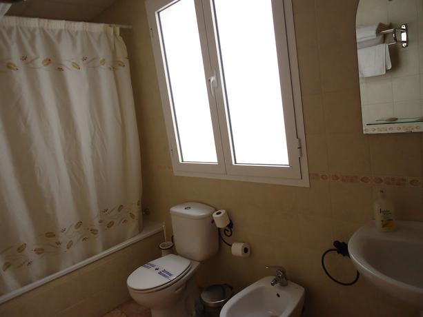 Imagen de la habitación del Hotel Fortes la Nuit S.L.. Foto 6