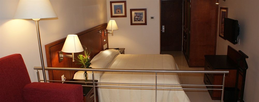 Imagen de la habitación del Hotel Fortin Plaza. Foto 2