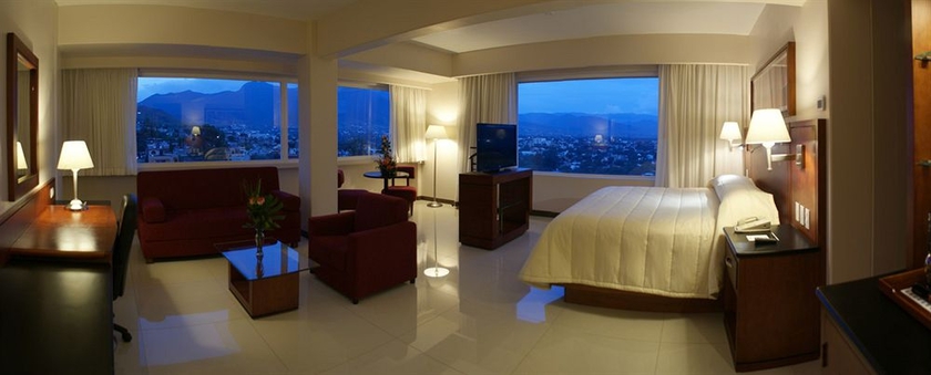 Imagen de la habitación del Hotel Fortin Plaza. Foto 6