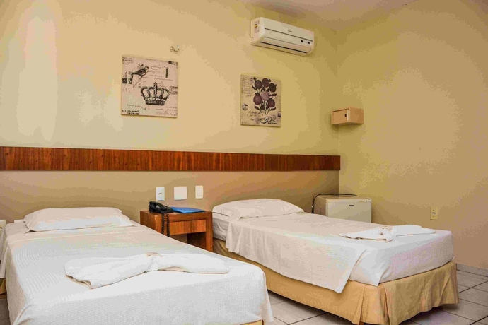 Imagen de la habitación del Hotel Fortpraia. Foto 11