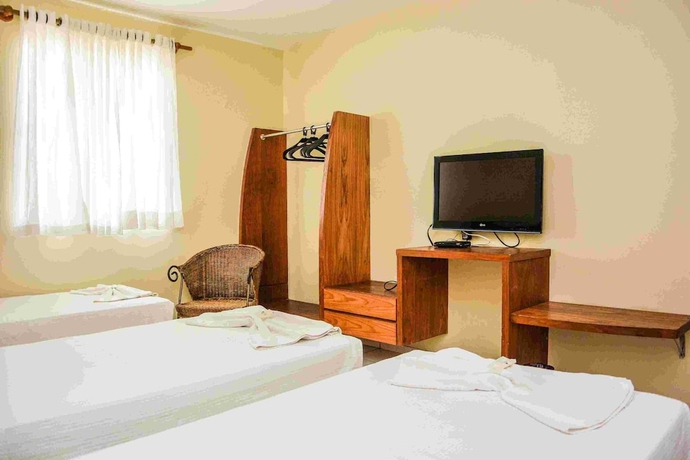 Imagen de la habitación del Hotel Fortpraia. Foto 15