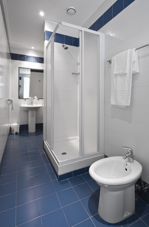 Imagen de la habitación del Hotel Fortuna, ANCONA. Foto 10