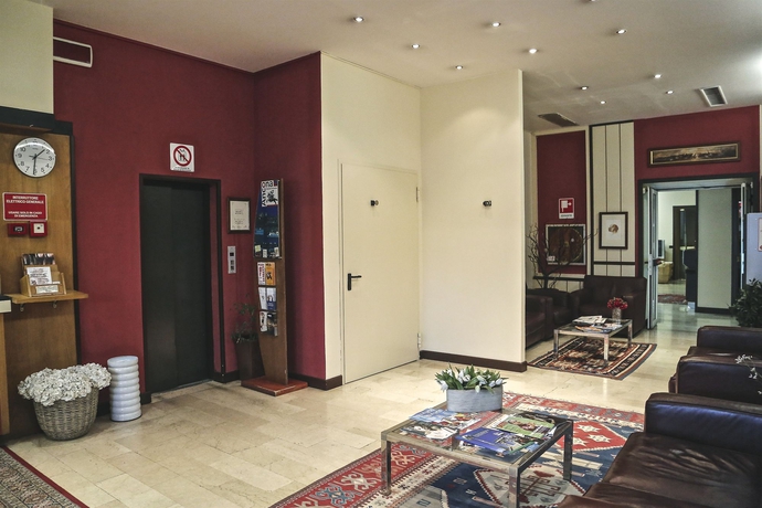 Imagen de los interiores del Hotel Fortuna, ANCONA. Foto 16
