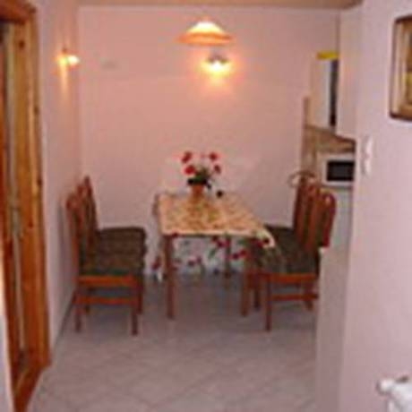Imagen general del Hotel Fortuna Apartman. Foto 6
