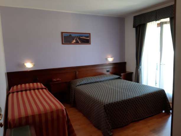 Imagen de la habitación del Hotel Fortuna BandB. Foto 13