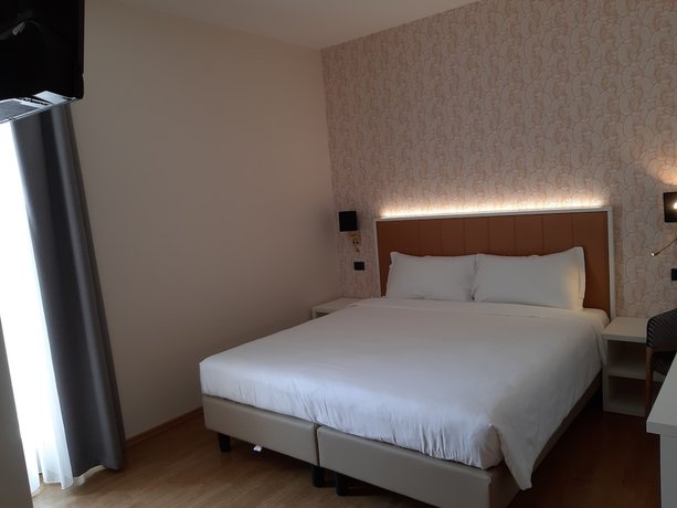 Imagen de la habitación del Hotel Fortuna BandB. Foto 16