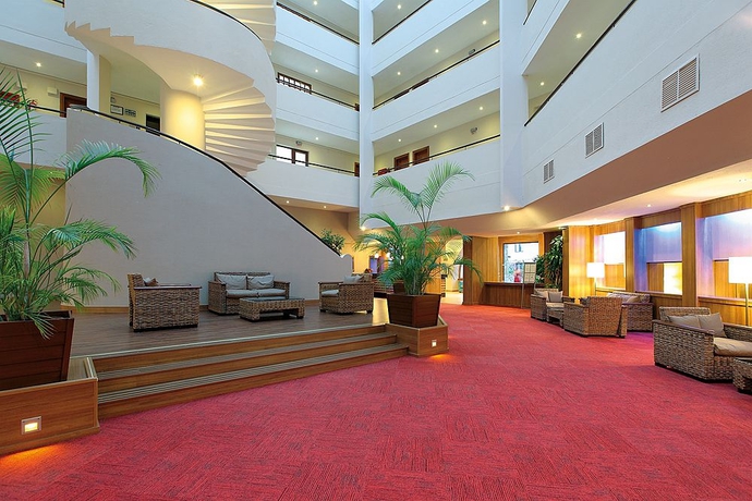 Imagen de los interiores del Hotel Fortuna Beach - All Inclusive. Foto 14