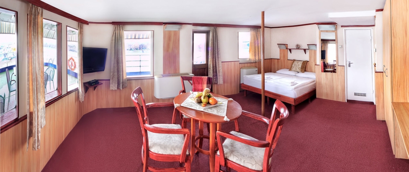 Imagen de la habitación del Hotel Fortuna Boat. Foto 10