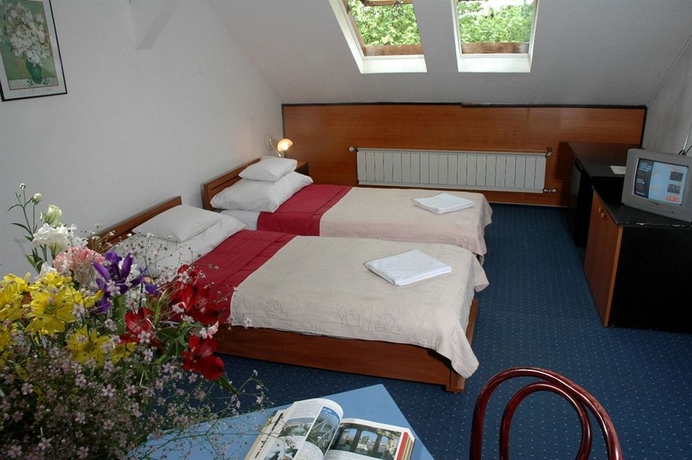 Imagen de la habitación del Hotel Fortuna, Budapest. Foto 5