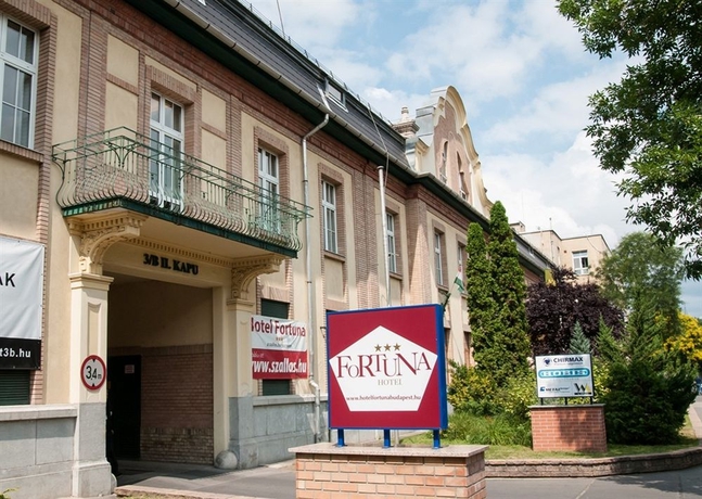Imagen de los exteriores del Hotel Fortuna, Budapest. Foto 7