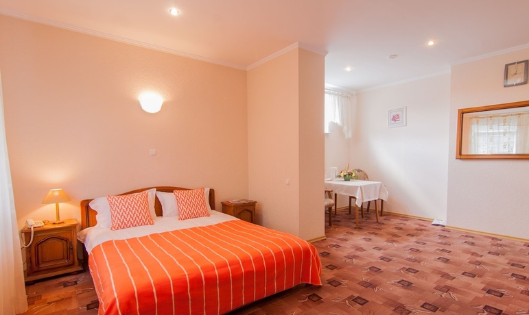 Imagen de la habitación del Hotel Fortuna, Chisinau. Foto 7