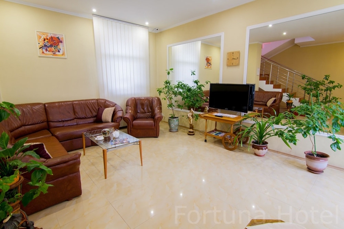 Imagen de los interiores del Hotel Fortuna, Chisinau. Foto 19