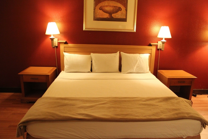 Imagen general del Hotel Fortuna Inn & Suites. Foto 1