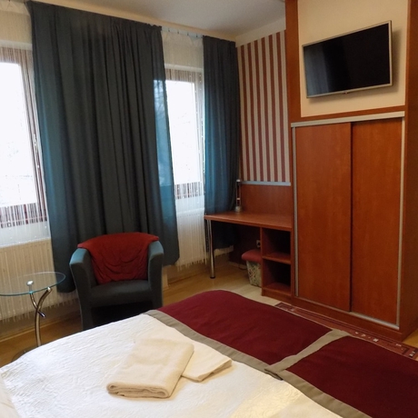 Imagen de la habitación del Hotel Fortuna, Miskolc. Foto 6