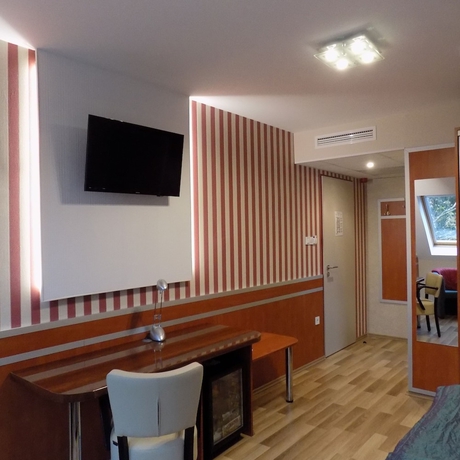 Imagen de la habitación del Hotel Fortuna, Miskolc. Foto 12