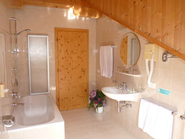 Imagen de la habitación del Hotel Fortuna, Ortisei. Foto 14