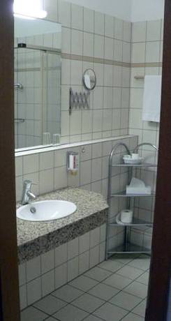 Imagen de la habitación del Hotel Fortuna, Reutlingen. Foto 3