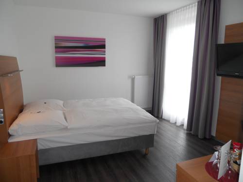 Imagen de la habitación del Hotel Fortuna, Reutlingen. Foto 10