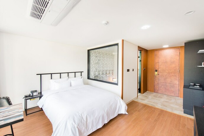 Imagen de la habitación del Hotel Fortuna, Tongyeong. Foto 14