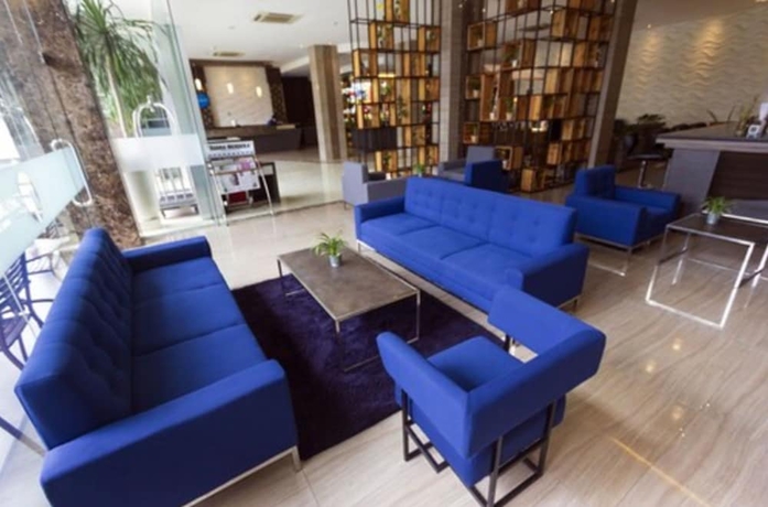 Imagen de los interiores del Hotel FortunaGrande Malioboro. Foto 15