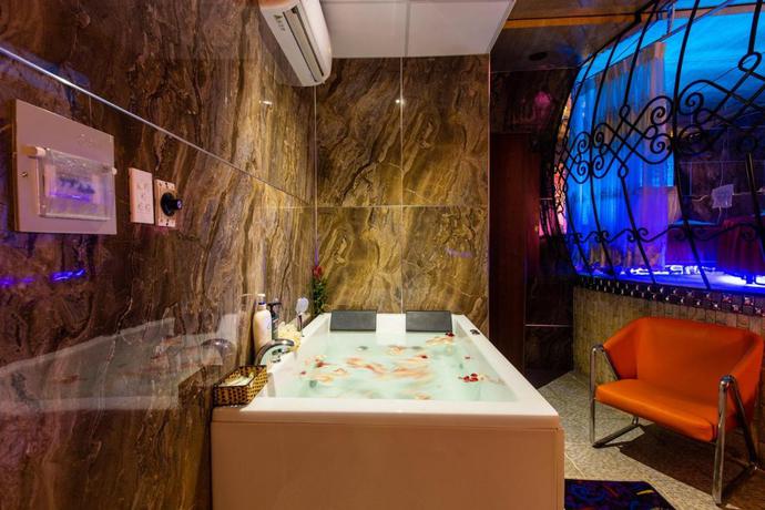 Imagen de los interiores del Hotel Fortune 1127. Foto 8