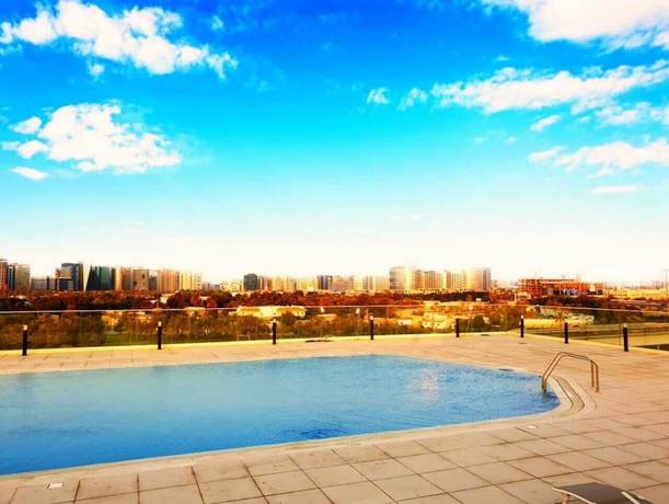 Imagen de la piscina del Hotel Fortune Atrium. Foto 13